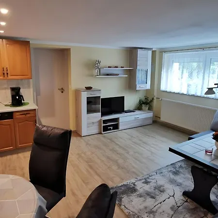 Fuer 4 Personen 68 M² アパート